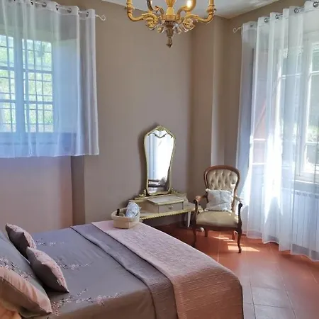 La Maison De Jardin Penzion 3*
