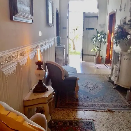 Guest house La Maison De Jardin